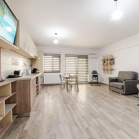 Derya - Mamaia Nord Apartament *