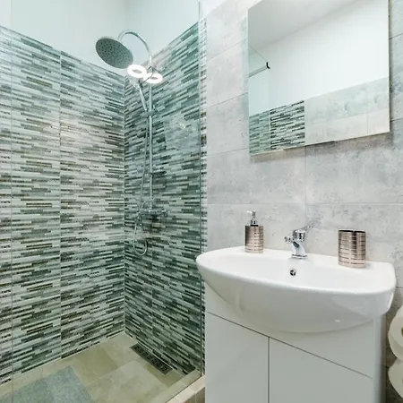 Derya - Mamaia Nord Apartament