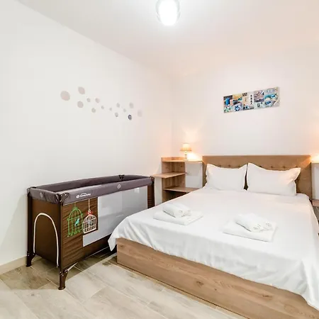Derya - Mamaia Nord Apartment *
