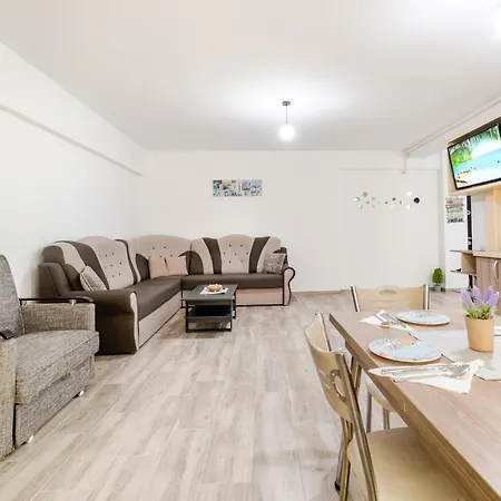 Derya - Mamaia Nord Apartment *